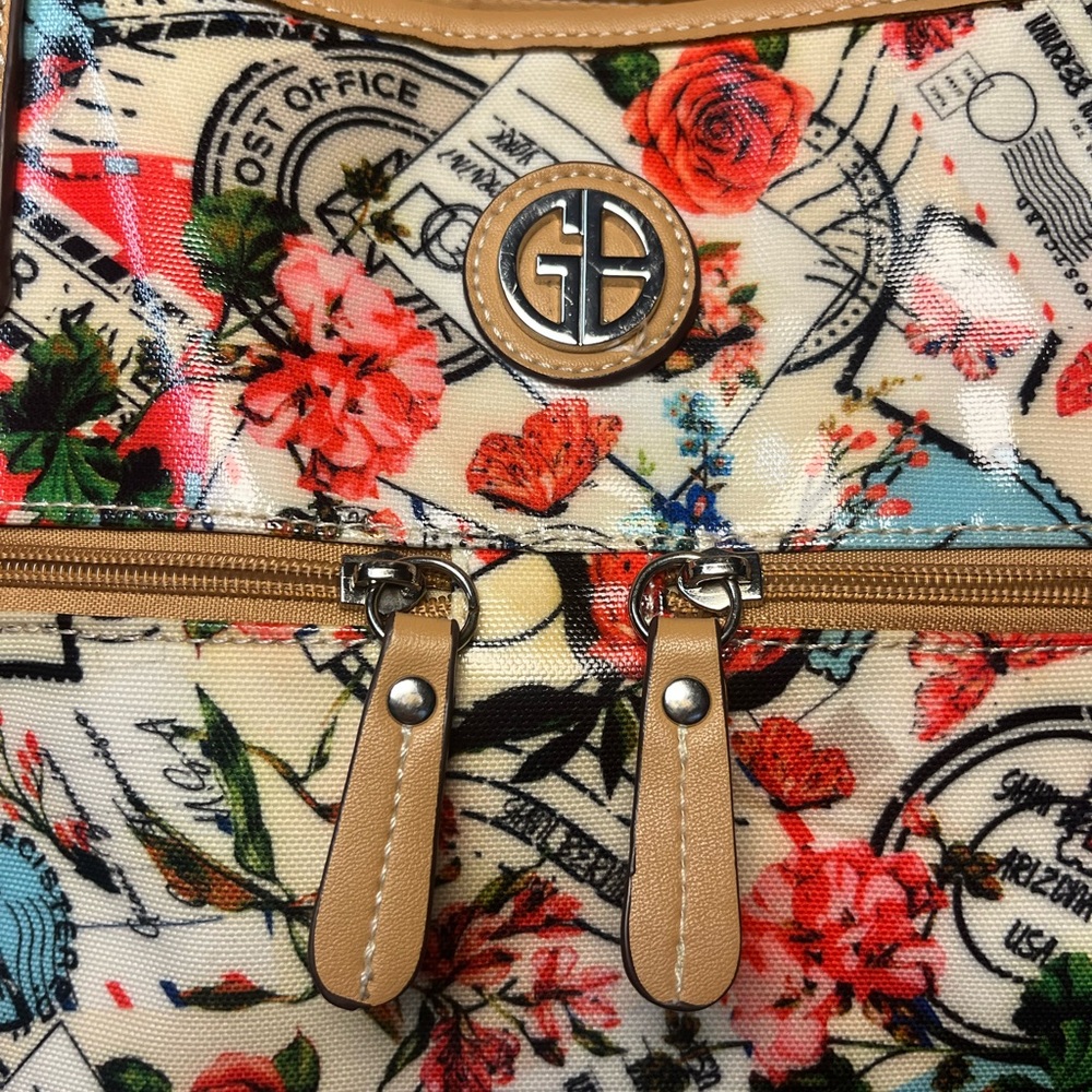 Giani Bernini Coated Postcard Tote Bag - Picture 6 of 16